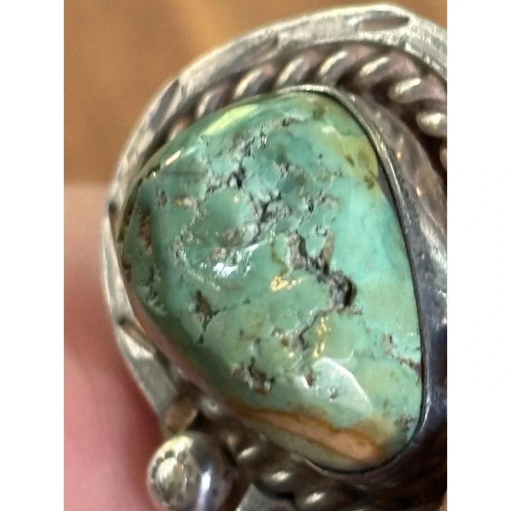 Old Pawn Navajo Sterling Silver Gem Grade Turquoise Ring Size 6